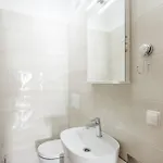 Rajna Konukevi 4*