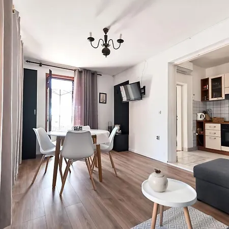 Rajna Guest house Biograd Na Moru