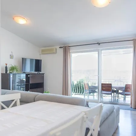 Guest house Rajna