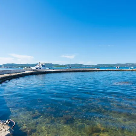 Πανσιόν Rajna