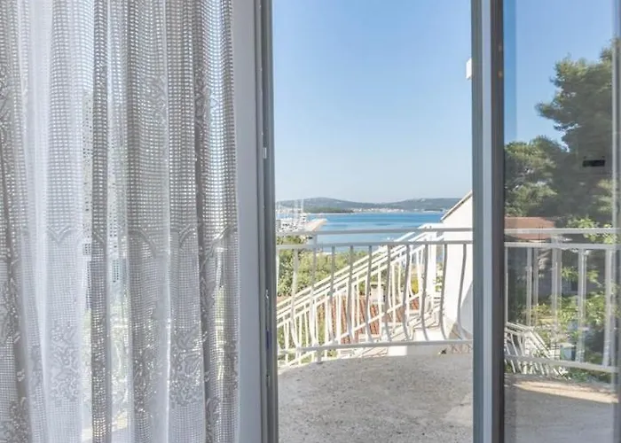 Rajna Gostinjska kuća 4*